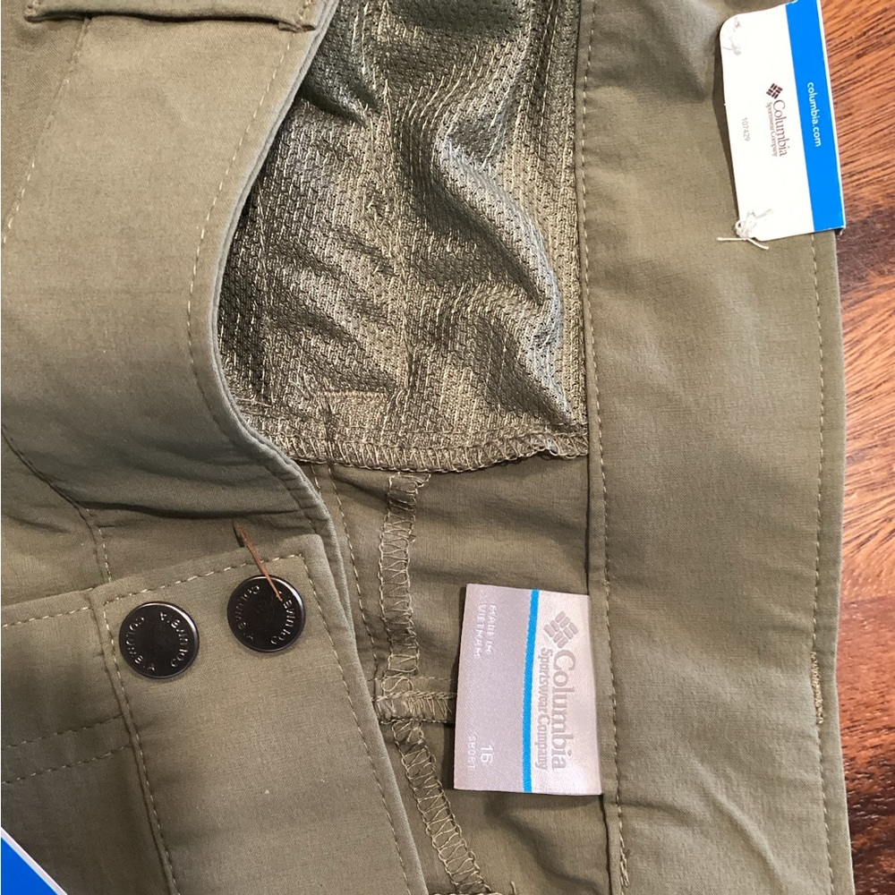 Olive Green High-Waist Casual Pants. Columbia.